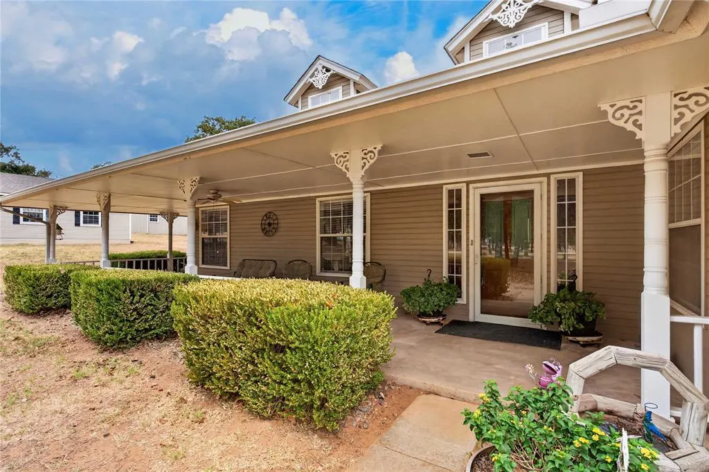 Photo 3 — 18233 Sierra Lane, Newalla, OK 74857