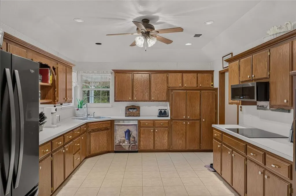 Photo 15 — 18233 Sierra Lane, Newalla, OK 74857