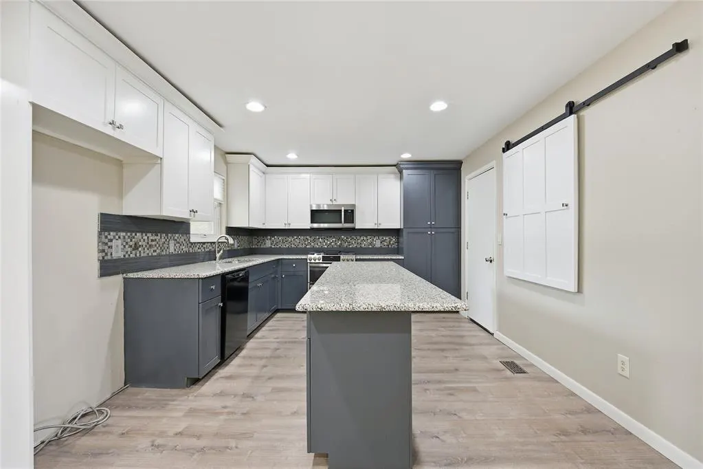 Photo 8 — 2000 S Boulevard, Edmond, OK 73013