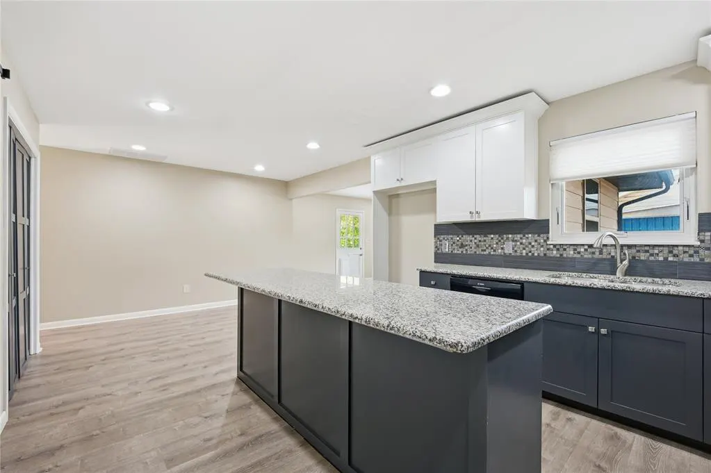 Photo 10 — 2000 S Boulevard, Edmond, OK 73013
