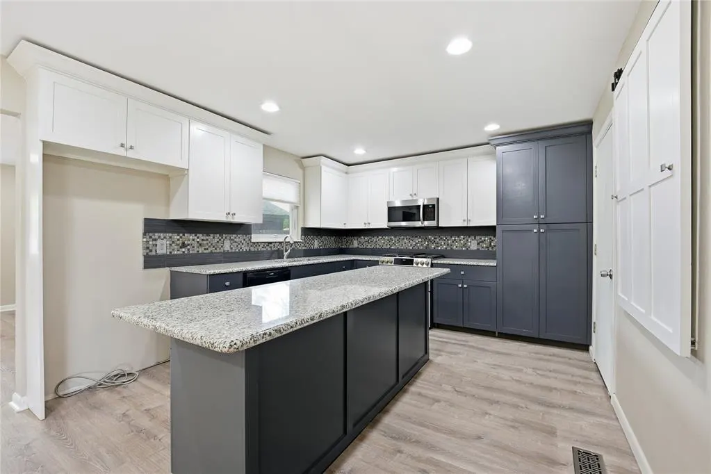 Photo 11 — 2000 S Boulevard, Edmond, OK 73013
