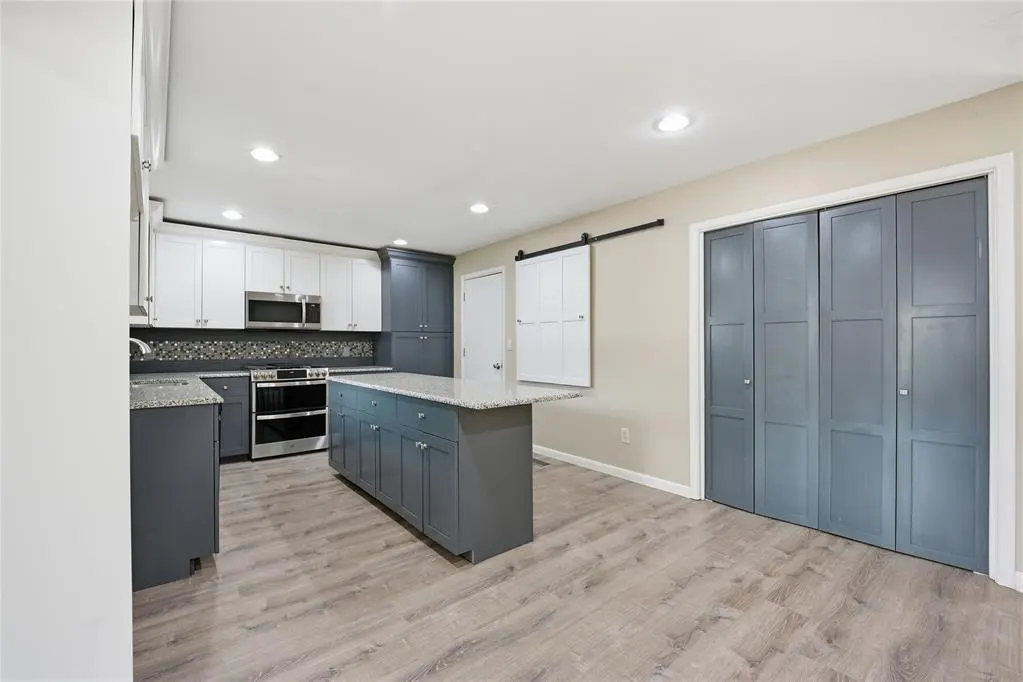 Photo 14 — 2000 S Boulevard, Edmond, OK 73013