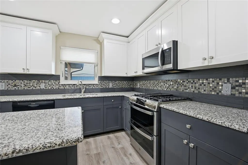 Photo 16 — 2000 S Boulevard, Edmond, OK 73013