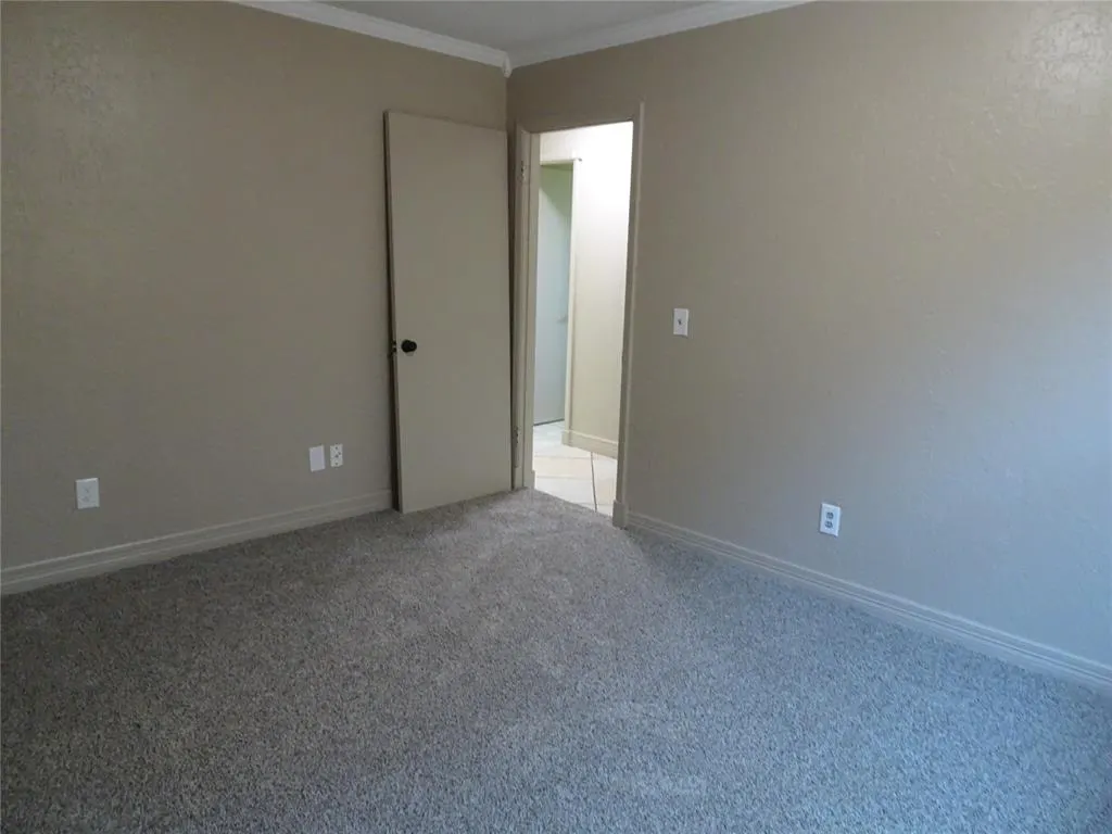 Photo 16 — 600 Oak Creek Drive, Yukon, OK 73099