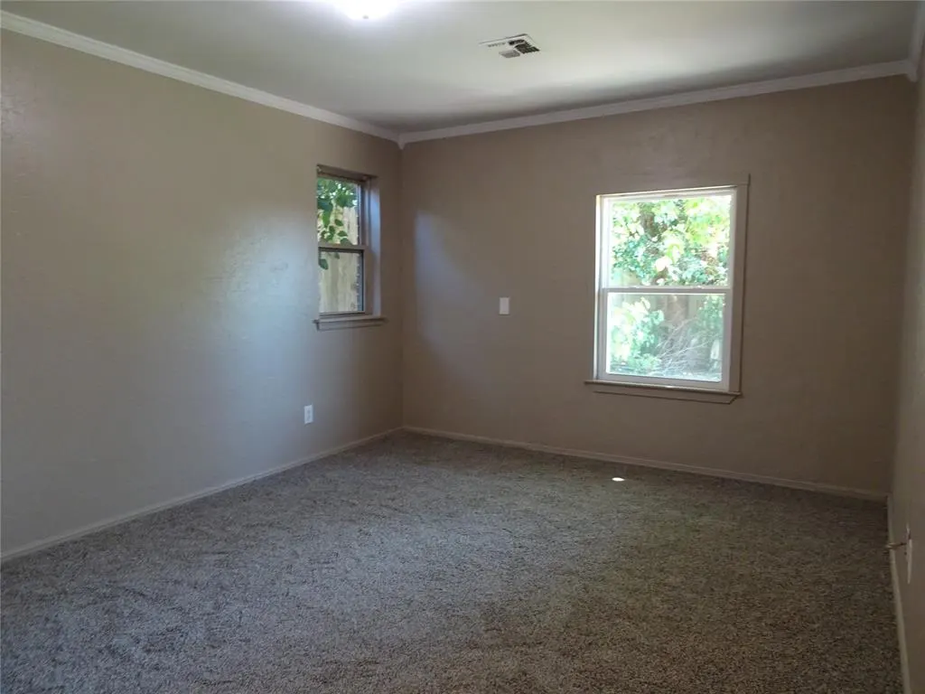 Photo 19 — 600 Oak Creek Drive, Yukon, OK 73099