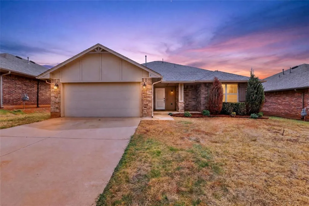 Front exterior — 6516 NW 158th Street, Edmond, OK 73013