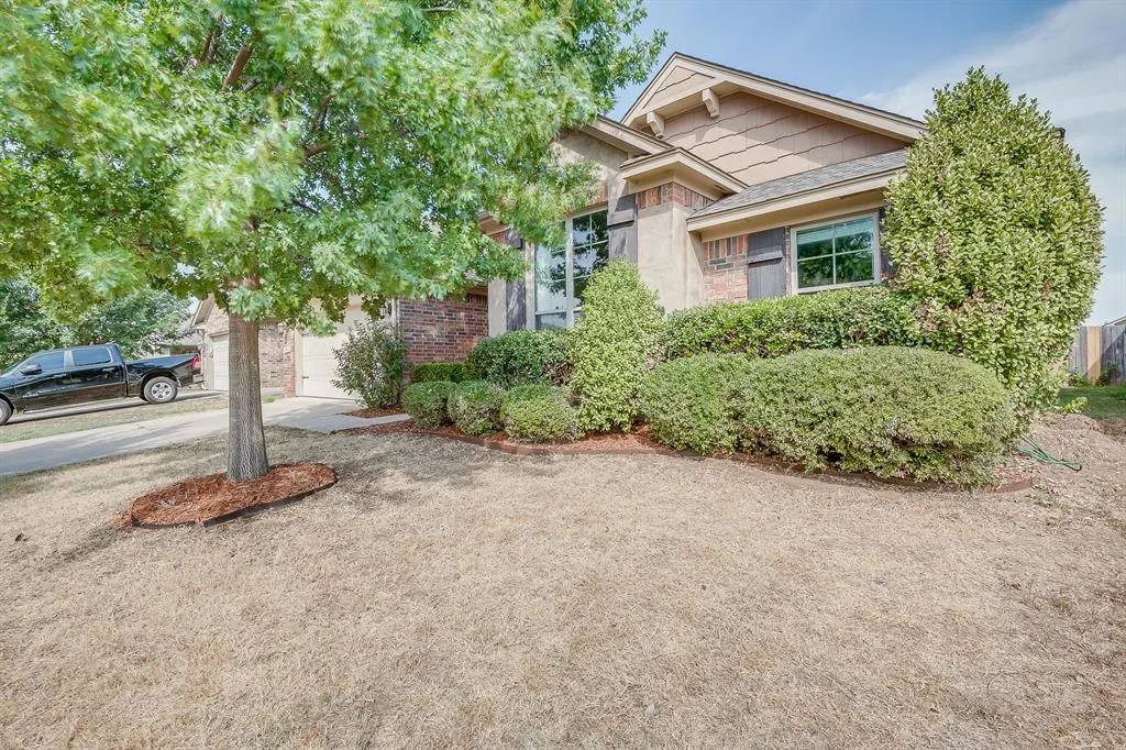 Photo 3 — 2413 SW 139th Street, Oklahoma City, OK 73170