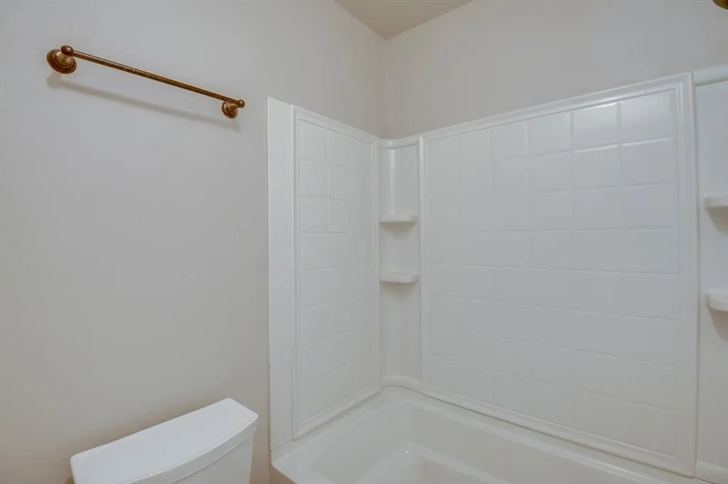 Photo 29 — 2413 SW 139th Street, Oklahoma City, OK 73170