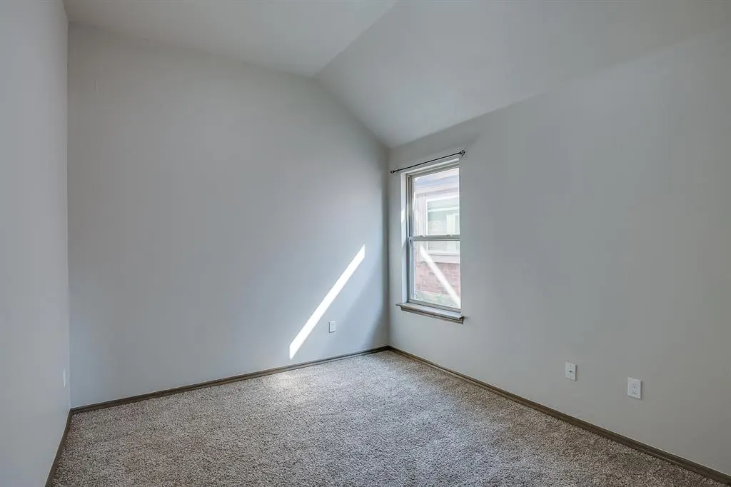 Photo 31 — 2413 SW 139th Street, Oklahoma City, OK 73170