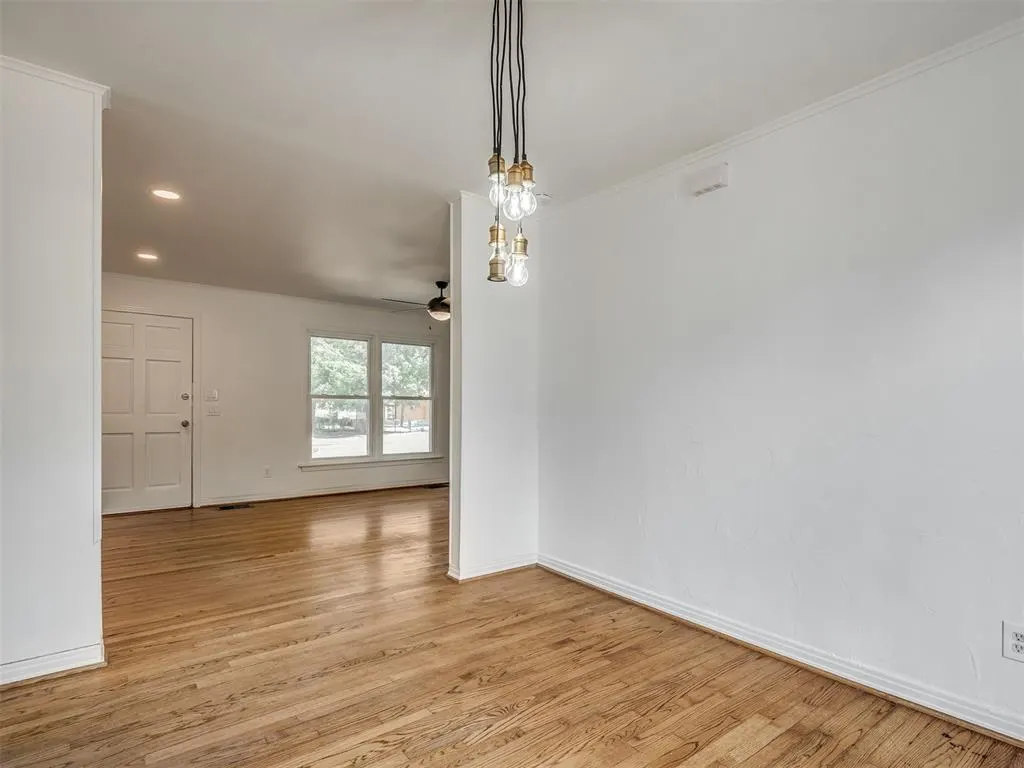 Photo 10 — 2336 Westlawn Place, Oklahoma City, OK 73112