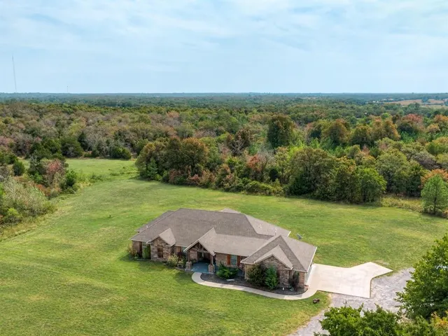 Photo 4 — 30365 Buck Lane, McLoud, OK 74851