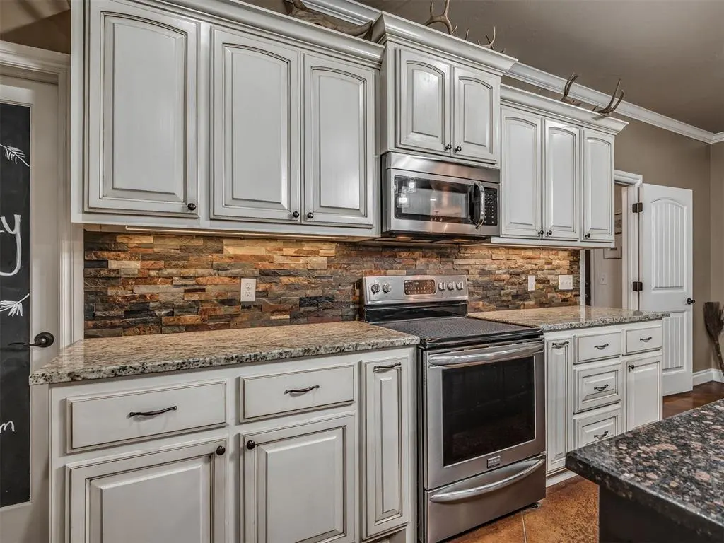 Photo 22 — 30365 Buck Lane, McLoud, OK 74851