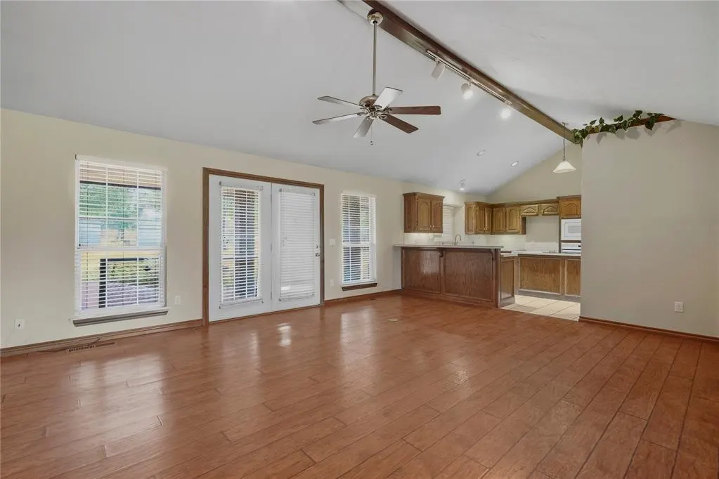 Photo 11 — 670 Choctaw Vista West, Choctaw, OK 73020