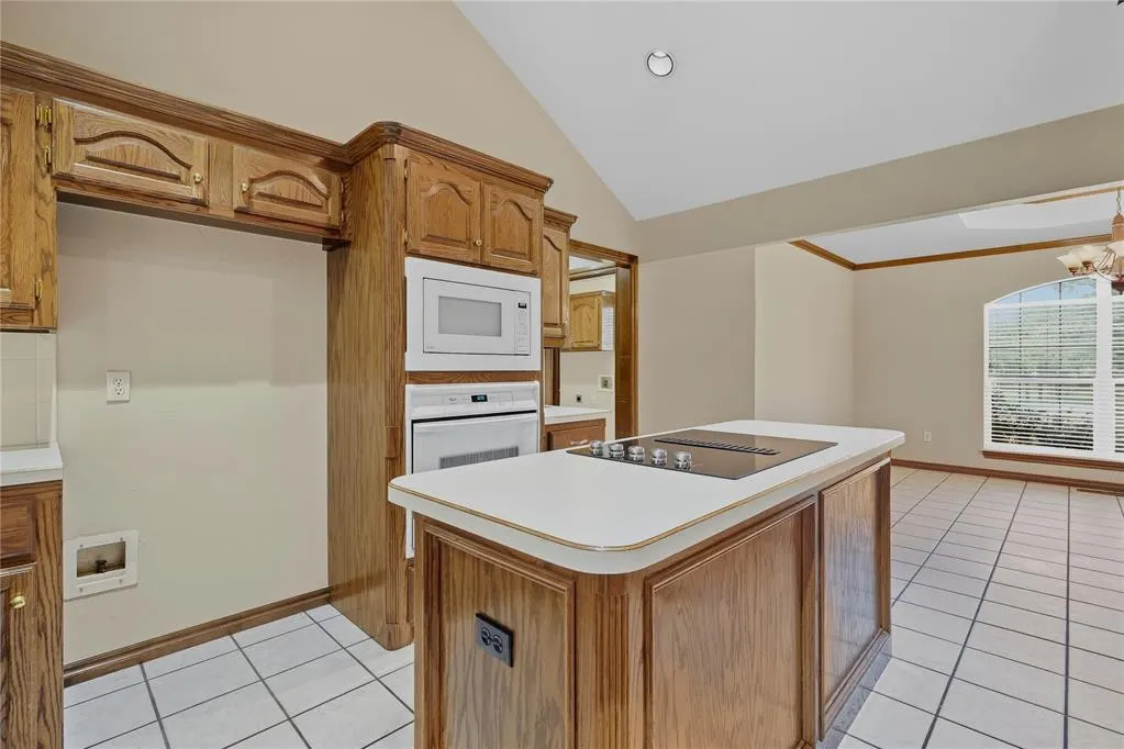 Photo 18 — 670 Choctaw Vista West, Choctaw, OK 73020