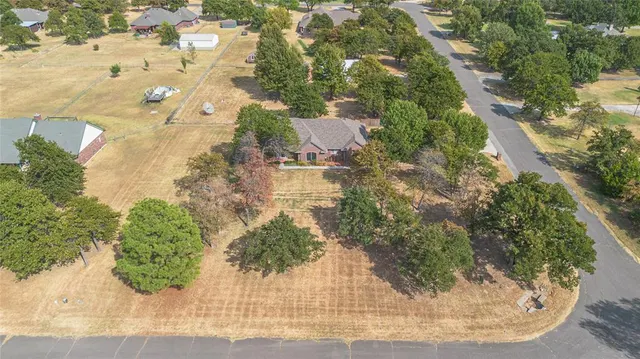 Photo 4 — 670 Choctaw Vista West, Choctaw, OK 73020
