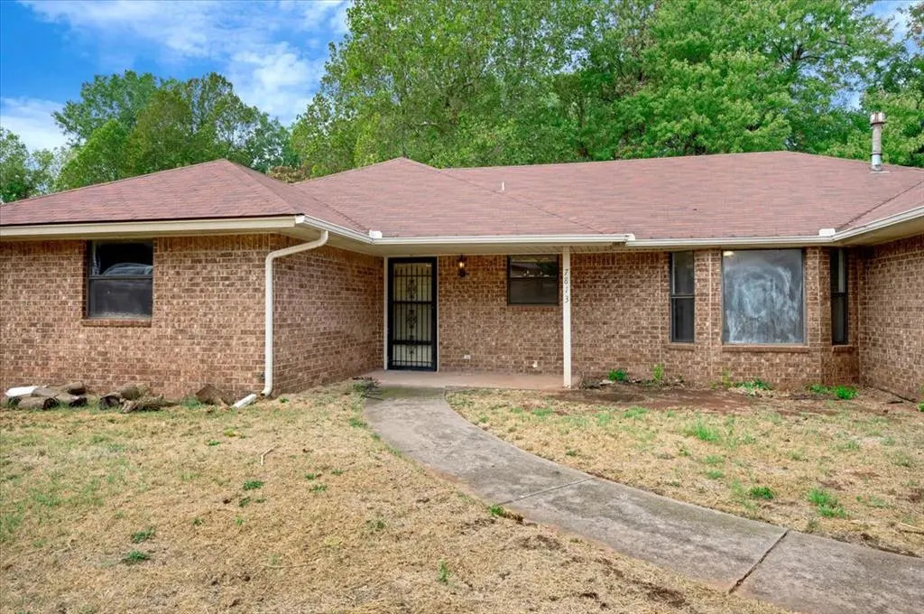 Photo 3 — 7813 Ambassador Road, Oklahoma City, OK 73169