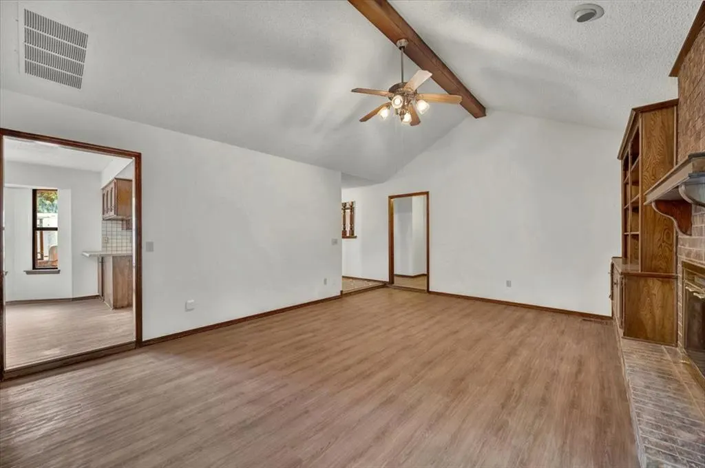 Photo 12 — 7813 Ambassador Road, Oklahoma City, OK 73169