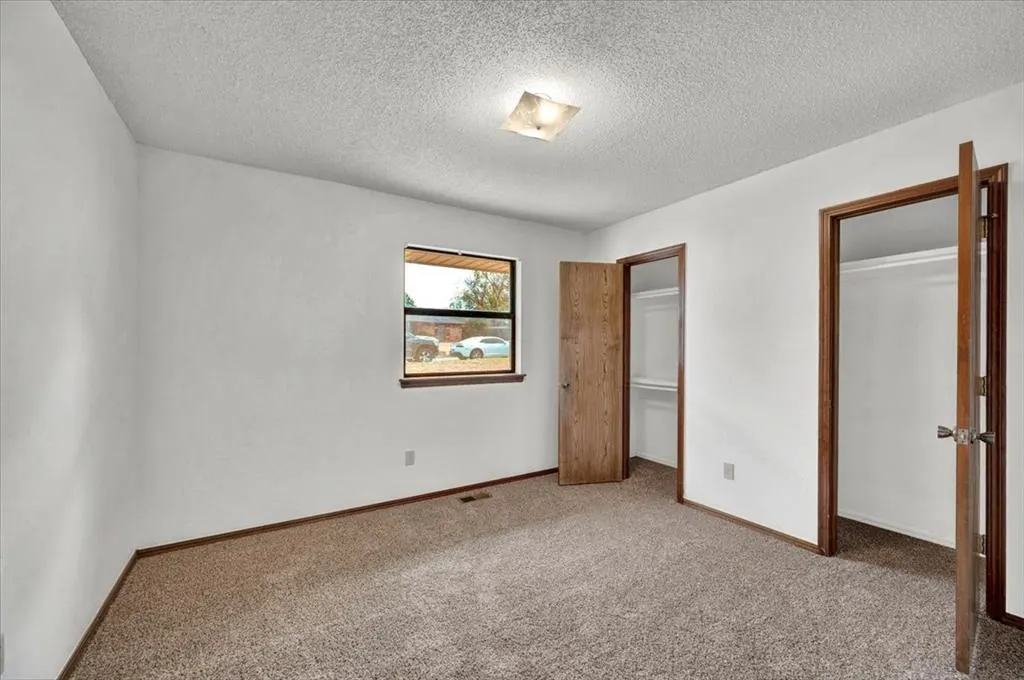 Photo 21 — 7813 Ambassador Road, Oklahoma City, OK 73169