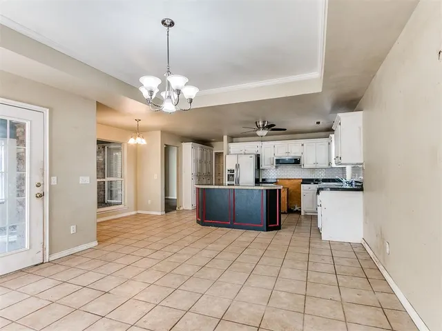 Photo 8 — 1311 Cambridge Drive, Shawnee, OK 74804