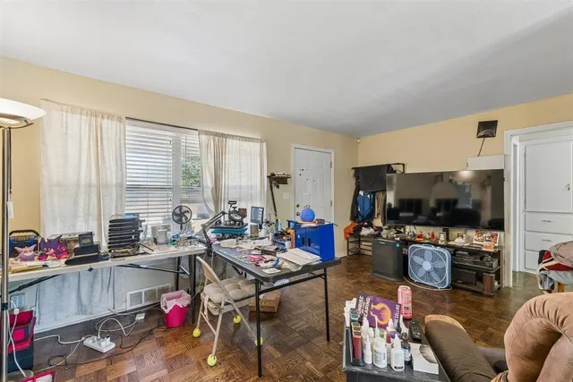 Photo 5 — 1224 NE 44th Street, Oklahoma City, OK 73111