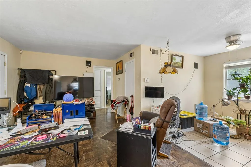 Photo 6 — 1224 NE 44th Street, Oklahoma City, OK 73111