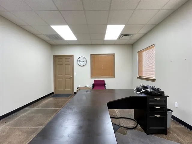 Photo 4 — 404 W Pikes Peak Road, Chickasha, OK 73018
