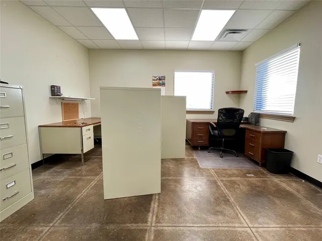 Photo 8 — 404 W Pikes Peak Road, Chickasha, OK 73018
