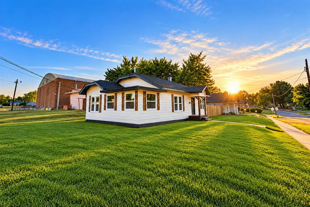 Photo 13 — 1005 W Washington Avenue, Chickasha, OK 73018
