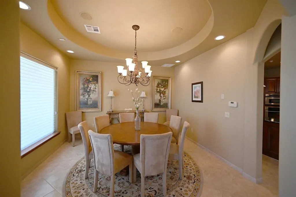 Photo 6 — 6015 N Chateau Court, Stillwater, OK 74075