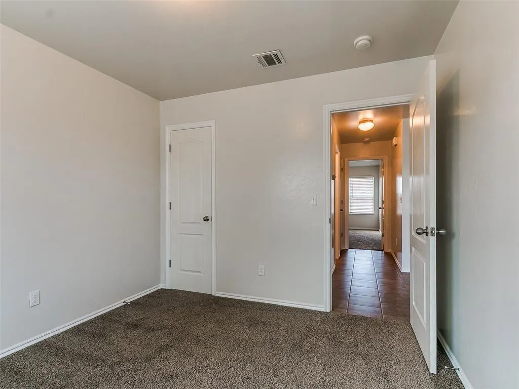 Photo 14 — 9637 Kylie Drive, Moore, OK 73160