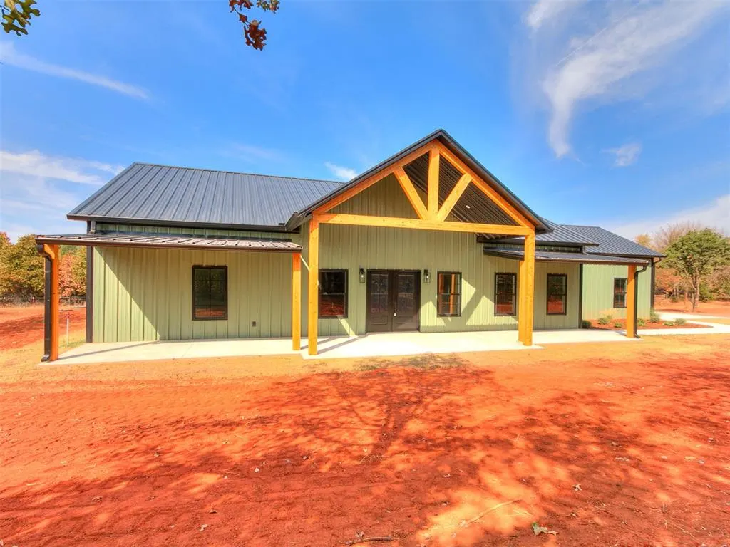 Front exterior — 23083 Highland Lane, Blanchard, OK 73010
