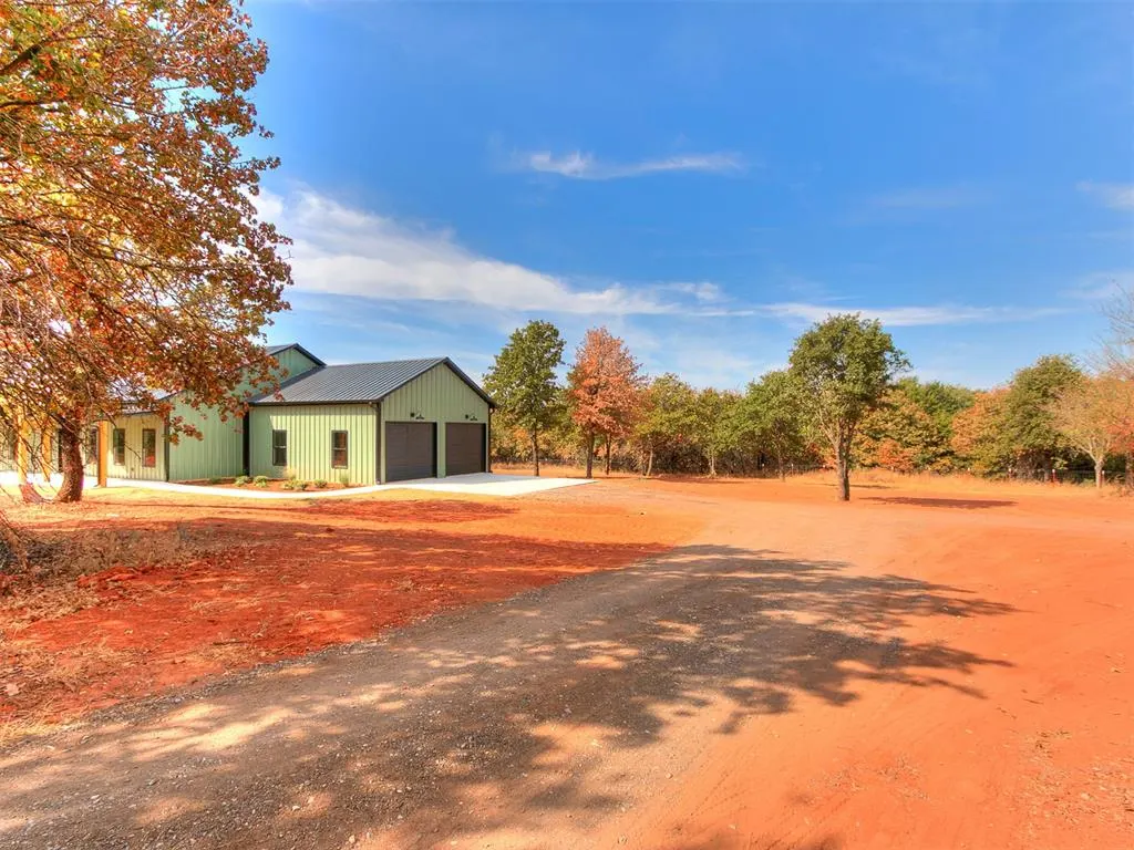 Photo 6 — 23083 Highland Lane, Blanchard, OK 73010
