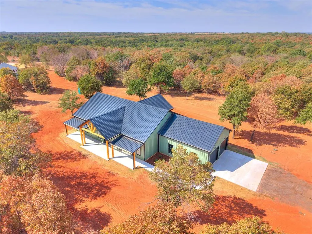 Photo 17 — 23083 Highland Lane, Blanchard, OK 73010