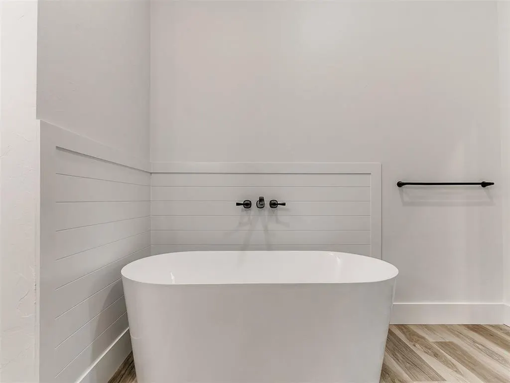 Photo 43 — 23083 Highland Lane, Blanchard, OK 73010