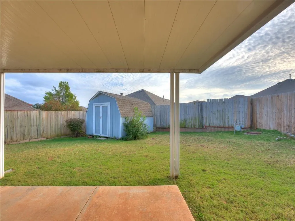 Photo 3 — 1004 SW 127th Place, Oklahoma City, OK 73170