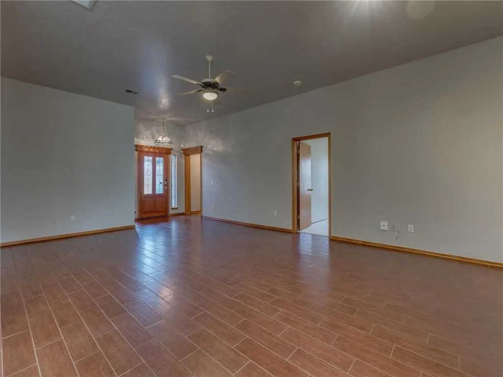 Photo 15 — 1004 SW 127th Place, Oklahoma City, OK 73170