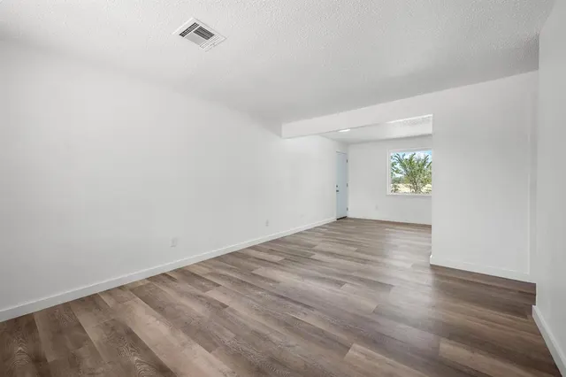 Photo 5 — 3025 SE 51st Street, Oklahoma City, OK 73135