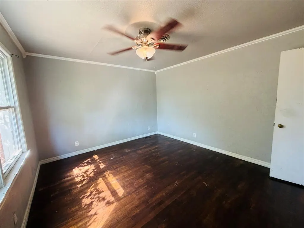 Photo 17 — 1204 W C Avenue, Elk City, OK 73644