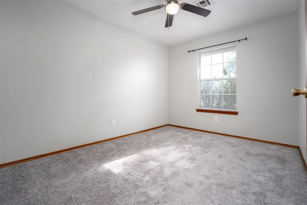 Photo 9 — 424 Crest Place, Norman, OK 73071