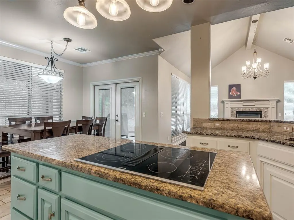 Photo 12 — 17021 Holly Burn Circle, Edmond, OK 73012