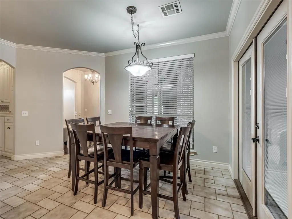 Photo 13 — 17021 Holly Burn Circle, Edmond, OK 73012