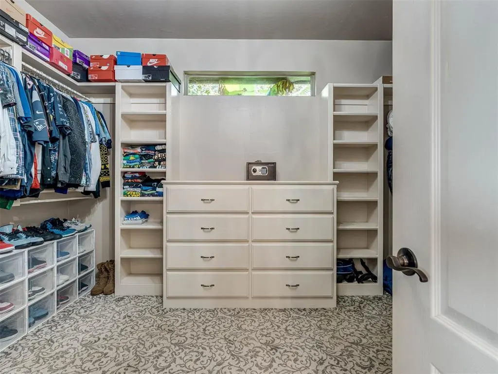 Photo 18 — 17021 Holly Burn Circle, Edmond, OK 73012