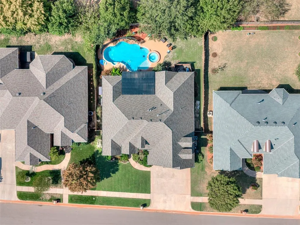 Photo 37 — 17021 Holly Burn Circle, Edmond, OK 73012
