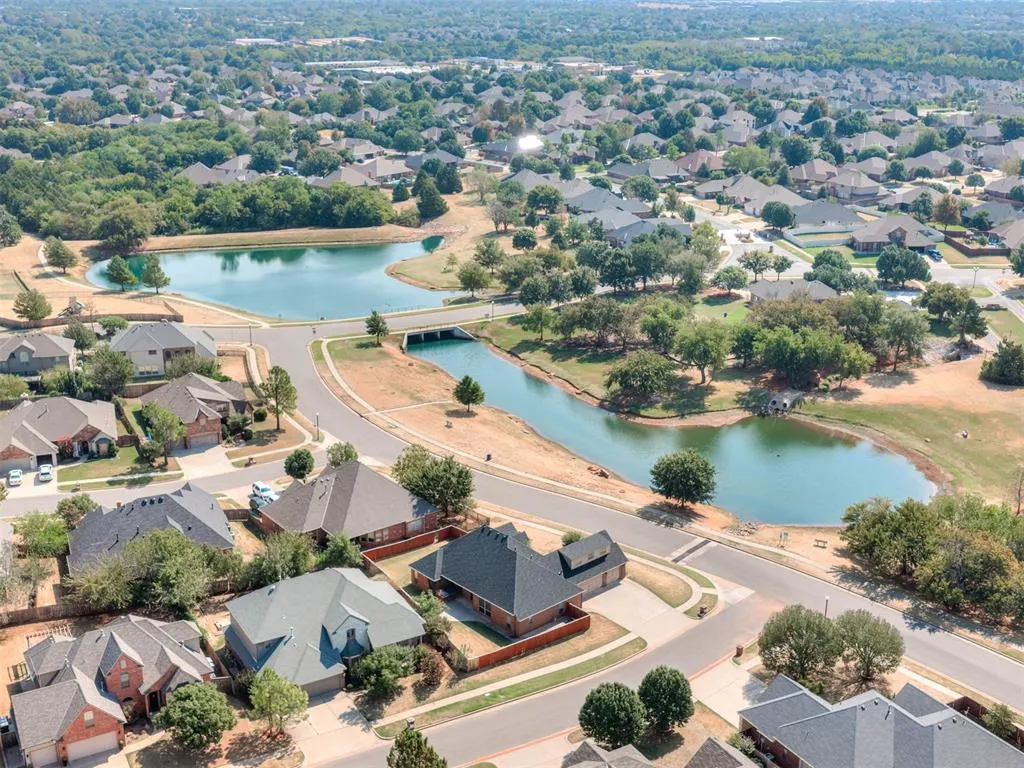 Photo 38 — 17021 Holly Burn Circle, Edmond, OK 73012