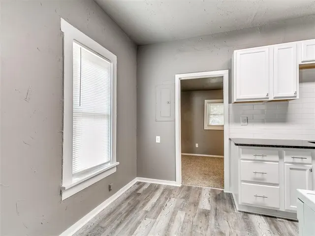 Photo 8 — 1108 W Hayes Street, El Reno, OK 73036