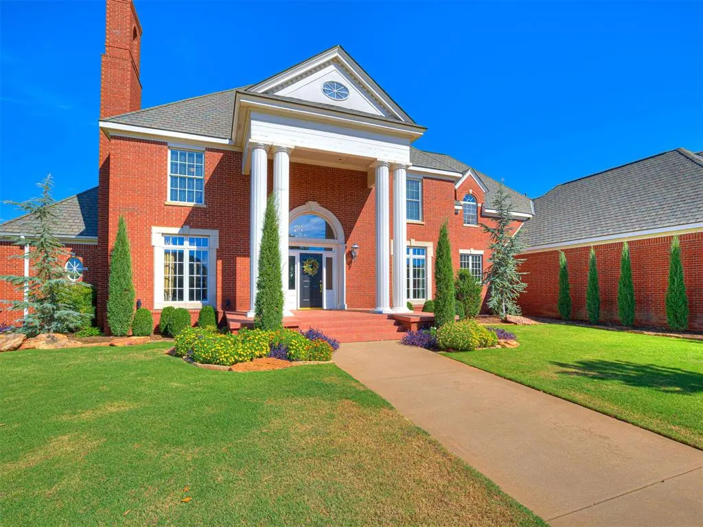 Photo 2 — 1709 Irvine Drive, Edmond, OK 73025