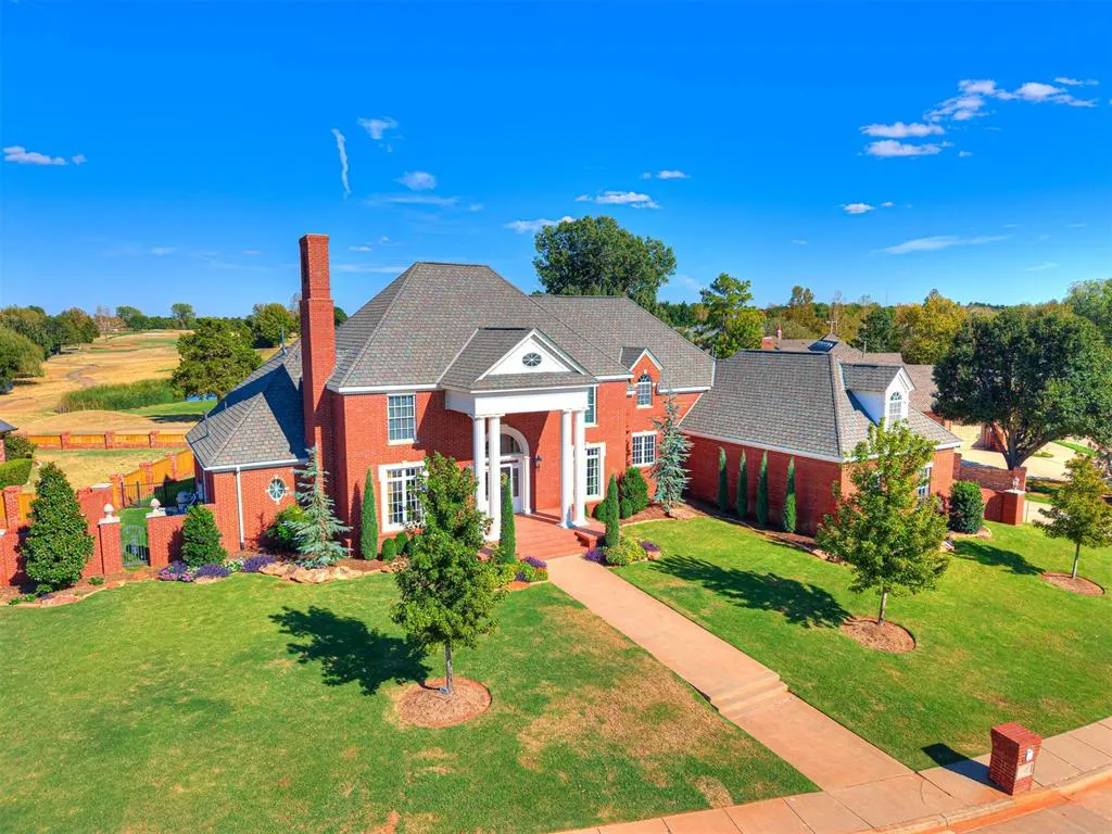 Photo 3 — 1709 Irvine Drive, Edmond, OK 73025