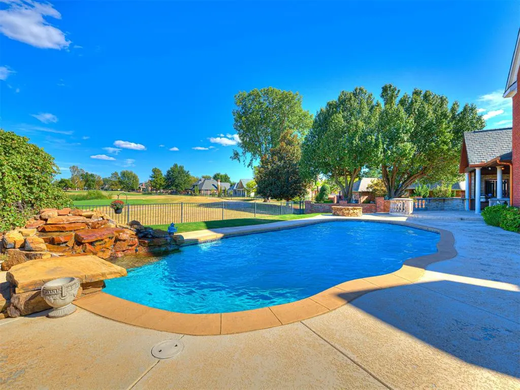 Photo 10 — 1709 Irvine Drive, Edmond, OK 73025
