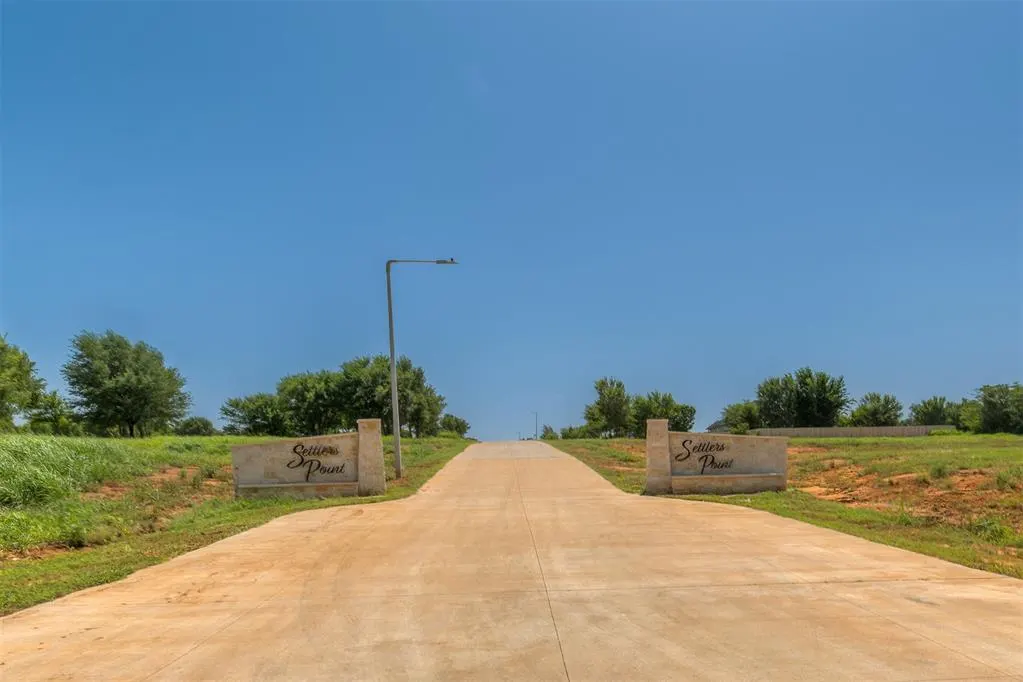 Photo 4 — 1952 Cattle Drive, Guthrie, OK 73044