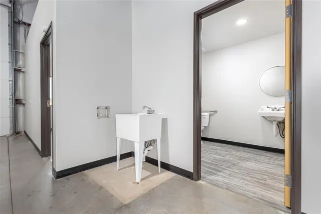 Photo 8 — 8101 Silver Crossing 310, Oklahoma City, OK 73132